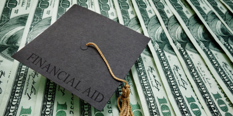 What’s The Difference Between Federal And Private Student Loans?